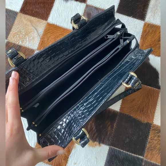 Multi Pockets Purse - Picture 3 of 4